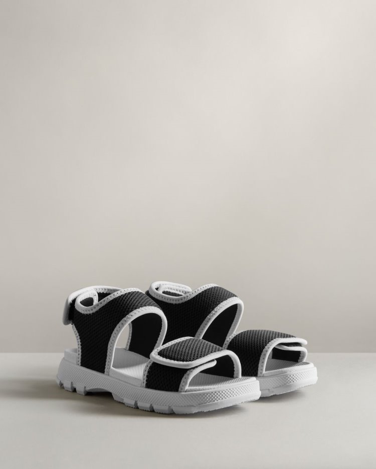 Black / White Kids' Hunter Mesh Outdoor Walking Sandals Walking Sandals South Africa | VUV3729