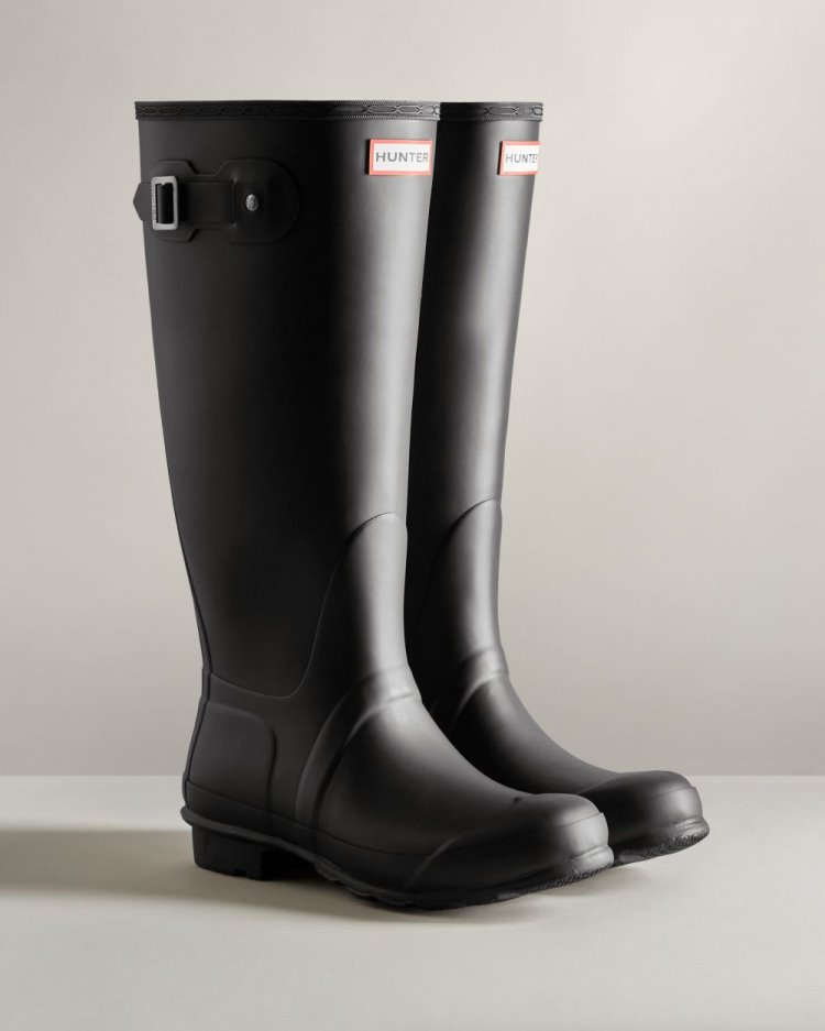 Black Women's Hunter Tall Wide Fit Rain Boot Tall Rain Boots South Africa | 37L95WY