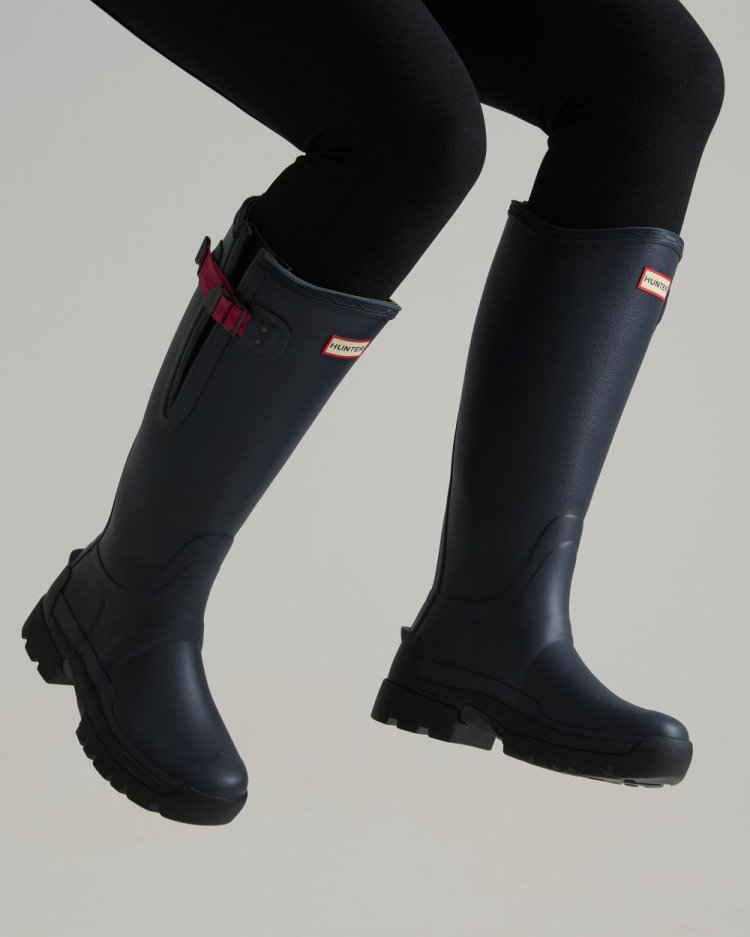 Navy / Red Women's Hunter Balmoral Adjustable 3mm Neoprene Rain Boot Adjustable Rain Boots South Africa | 6WVVBOH