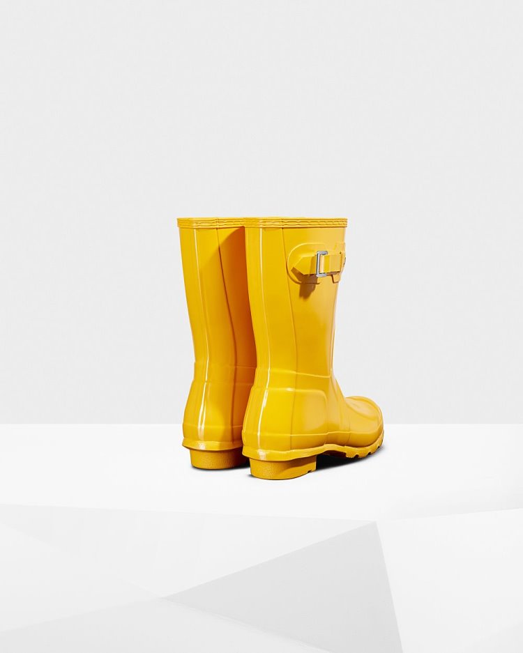 Yellow Women's Hunter Original Short Gloss Rain Boot Short Rain Boots South Africa | 91D0UA1