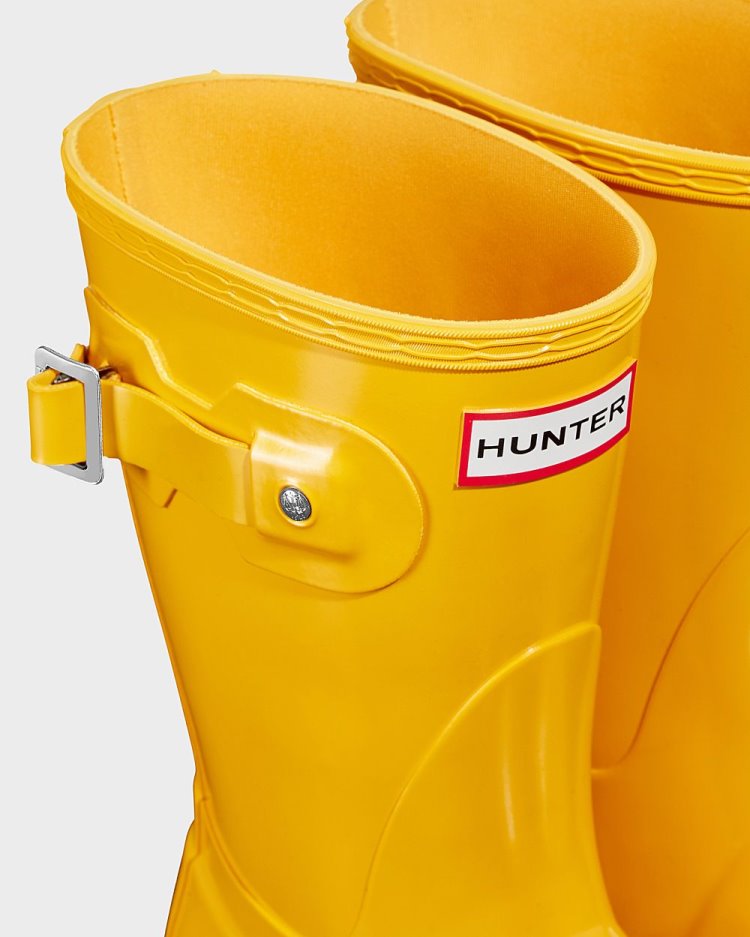 Yellow Women's Hunter Original Short Gloss Rain Boot Short Rain Boots South Africa | 91D0UA1